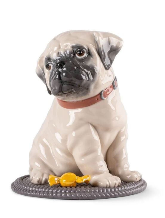 YAVRU PUG HEYKELİ