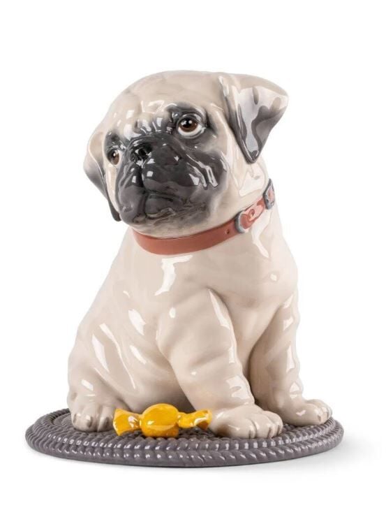 YAVRU PUG HEYKELİ